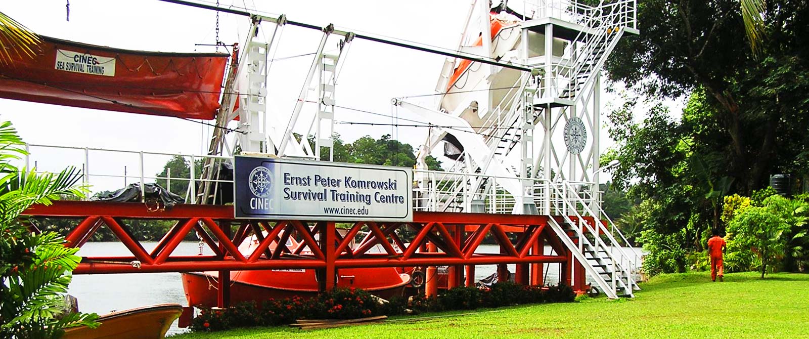CINEC Ernst Peter Komorowski Survival Centre - Kalutara